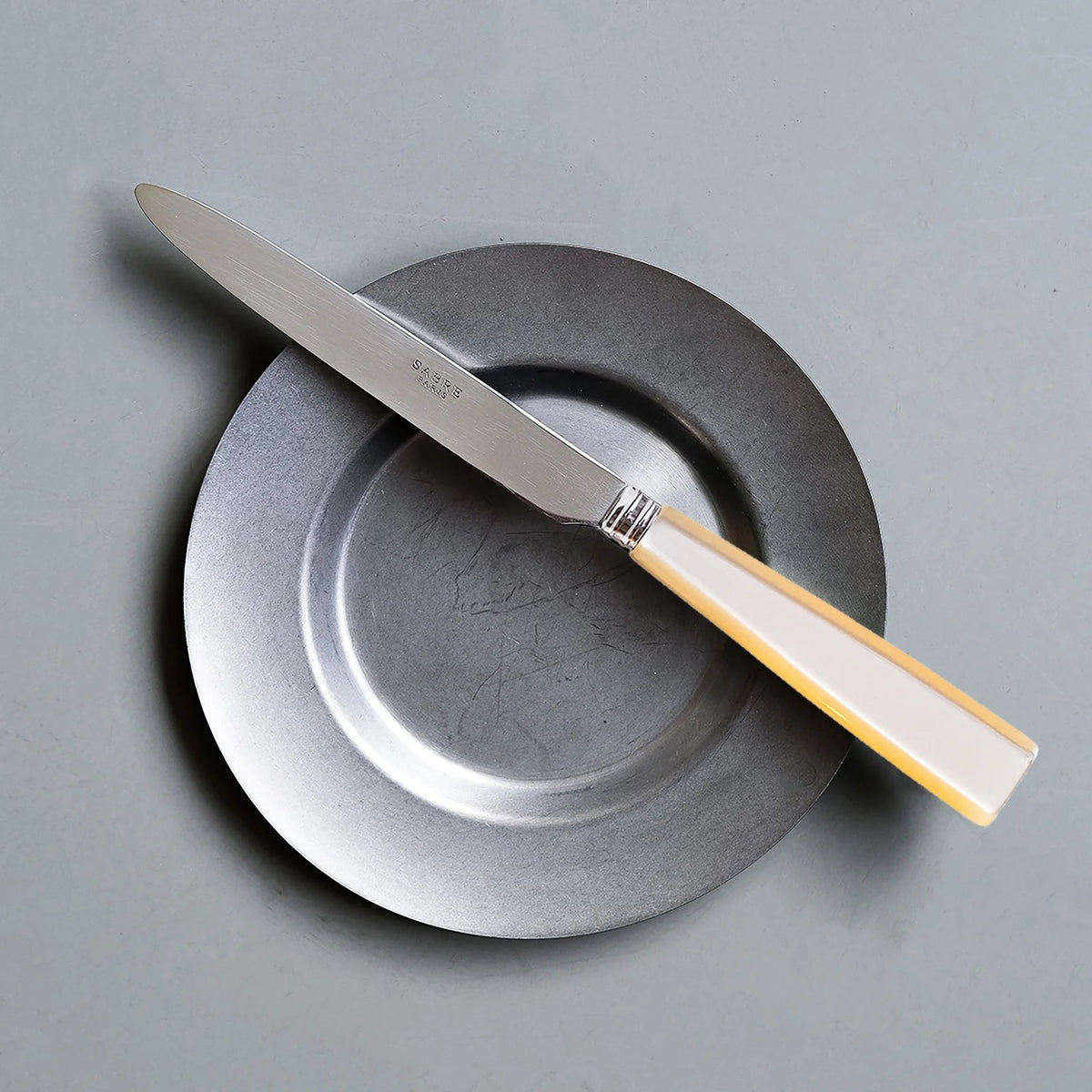 Natura Icone Flatware 5 Piece Place Setting | Nacre Pearl