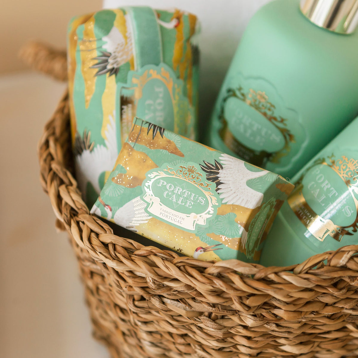Portus Cale White Crane Scented Hand Cream Lightweight Texture | Yuzu, Vetiver & Mandarin