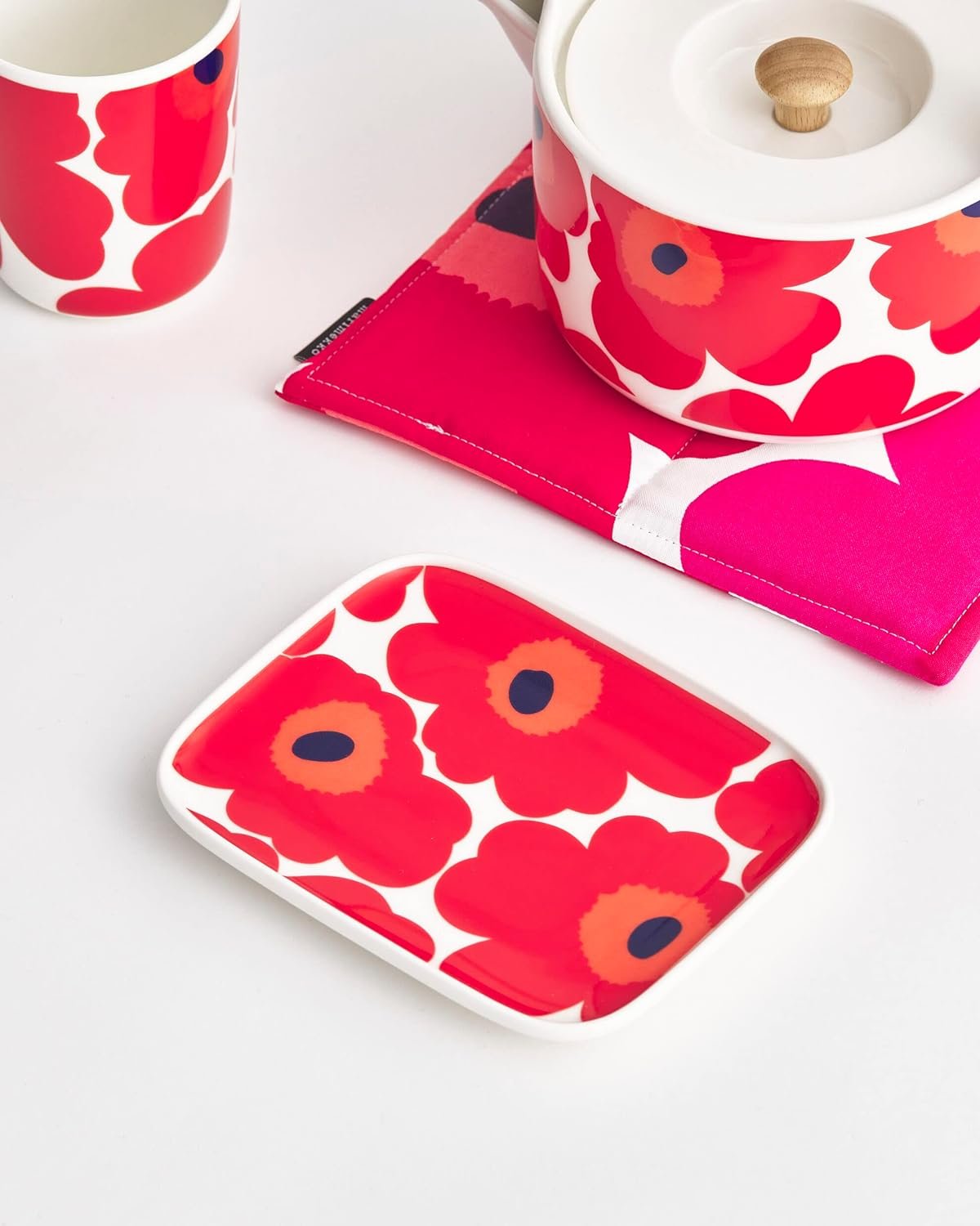Oiva Unikko Rectangular Small Plate | Red Poppy Design