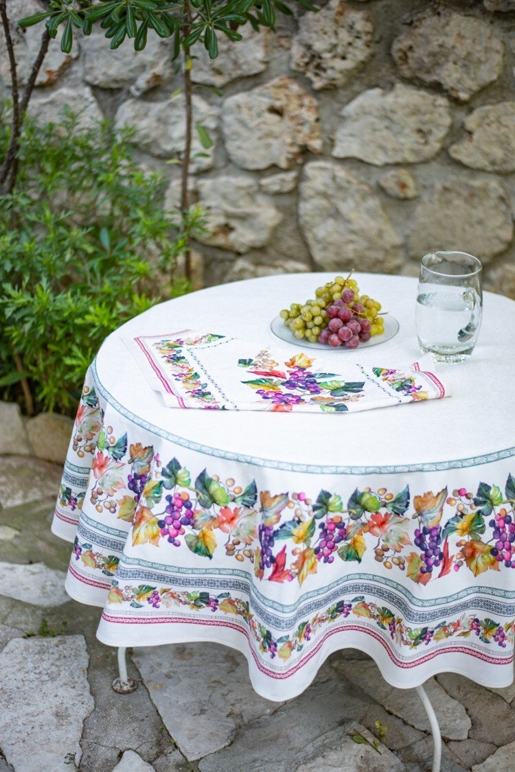 Raisin Ivory Round Provencal Tablecloth | 90" Round | Easy Care Coated Cotton