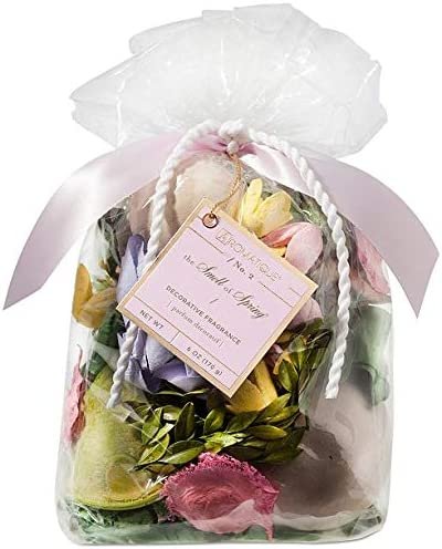 Aromatique Smell of Spring 6 Ounce Bag Decorative Potpourri Plus 1/2 Ounce Refresher Oil