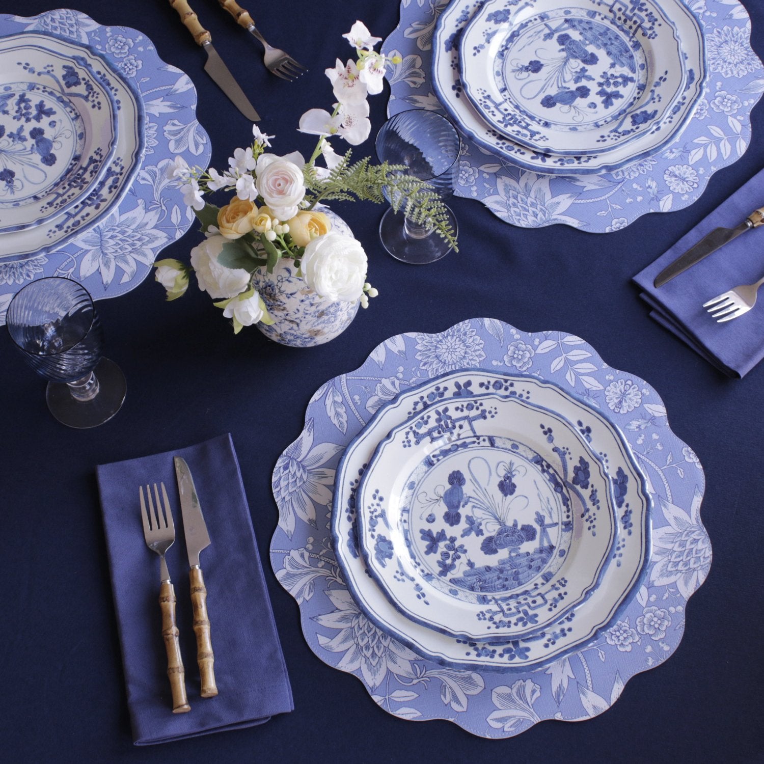 VIDA Faenza Salad Plates Blue White Set of 4 Beatriz Ball