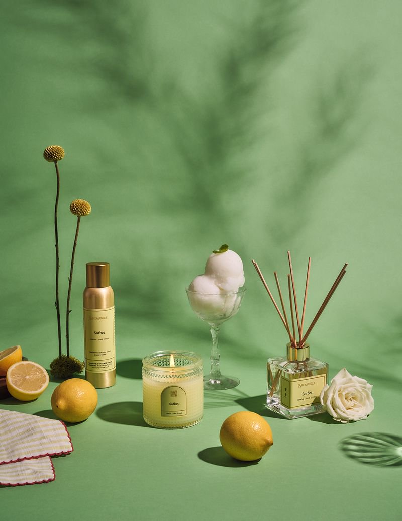 Aromatique Sorbet Textured Glass 6 oz Scented Jar Candle with Medal Medallion for Home Décor and Gift