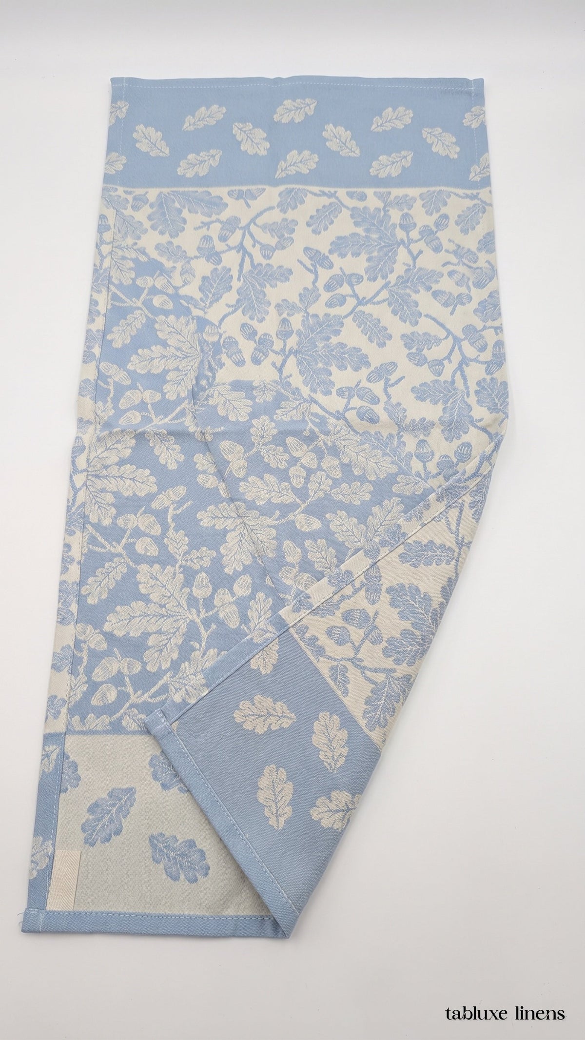 Busatti Rovere Light Blue jacquard towel showing front and reverse side of the weave