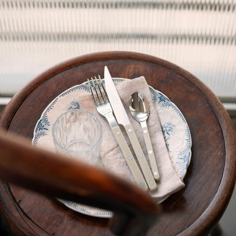 Sabre xBistrot Flatware Set 5 Piece Place Setting | Service for 4 | Shiny Khaki