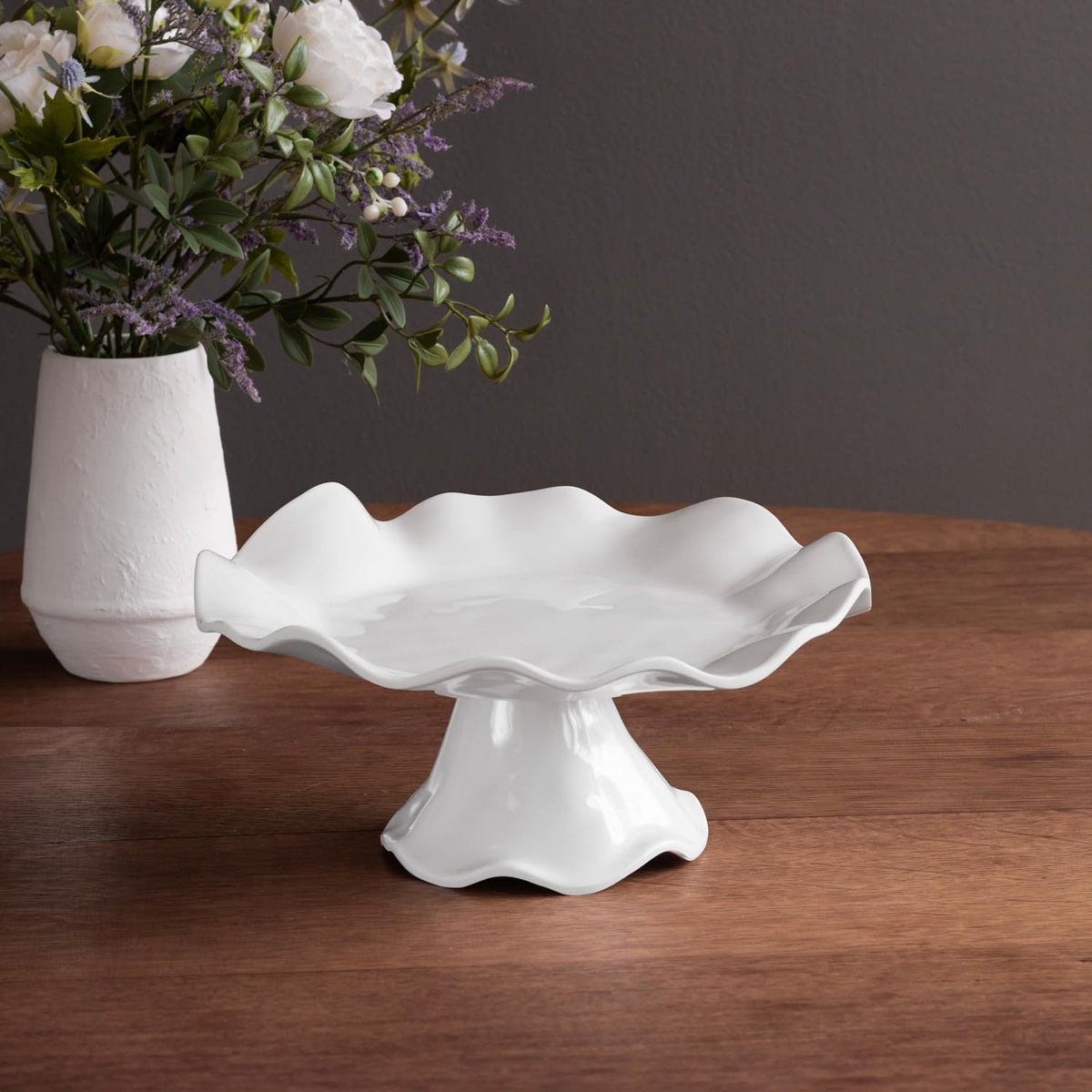 Beatriz Ball VIDA Havana Small Pedestal Cake Plate | White | 10.5"