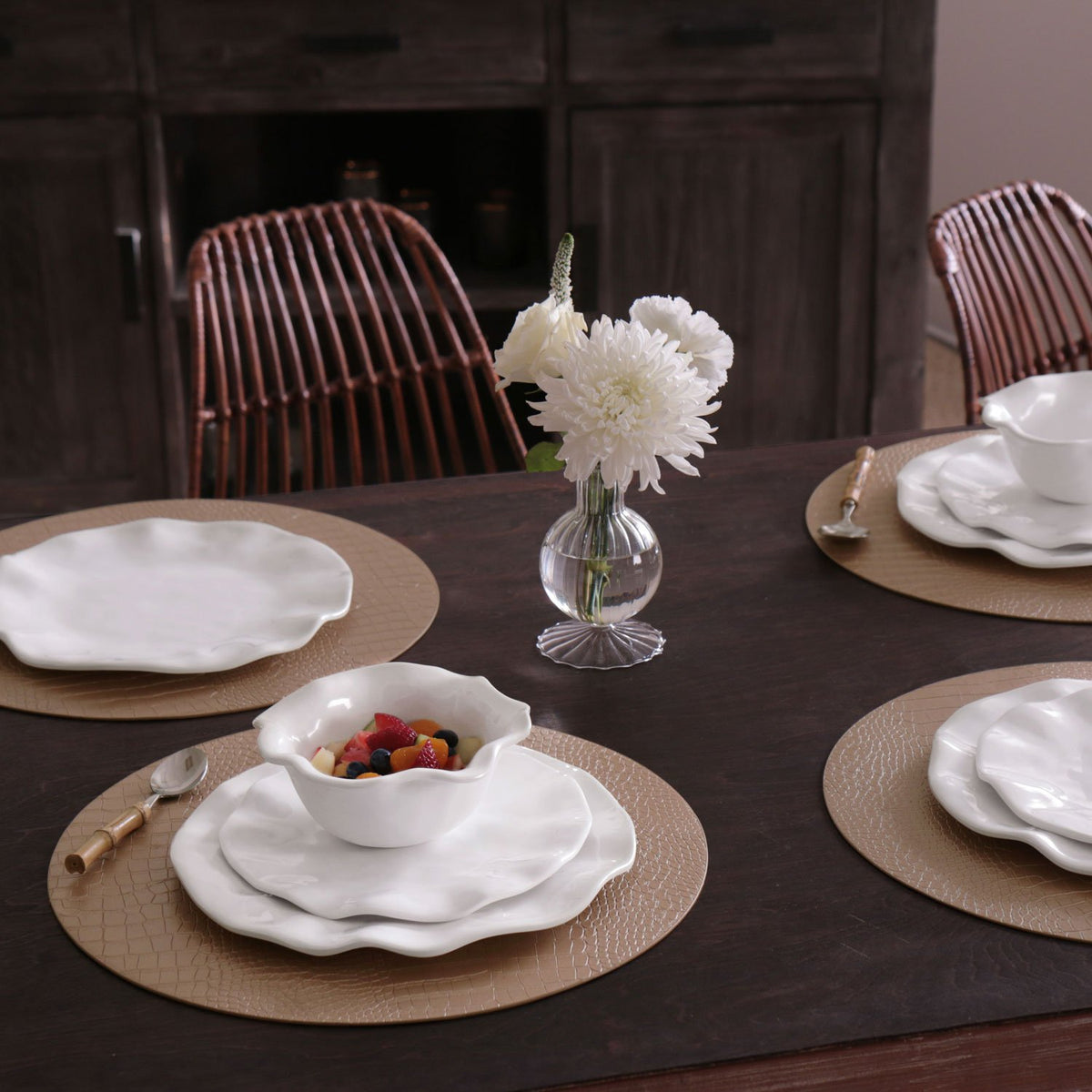 VIDA Croc Reversible Round Placemats | Set of 4 | Silver & Gold