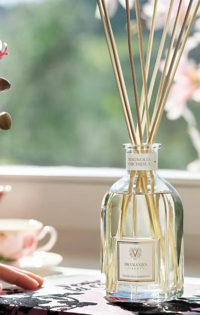 Luxury Reed Diffuser in a Glass Bottle | Magnolia Orchidea (sizes available)