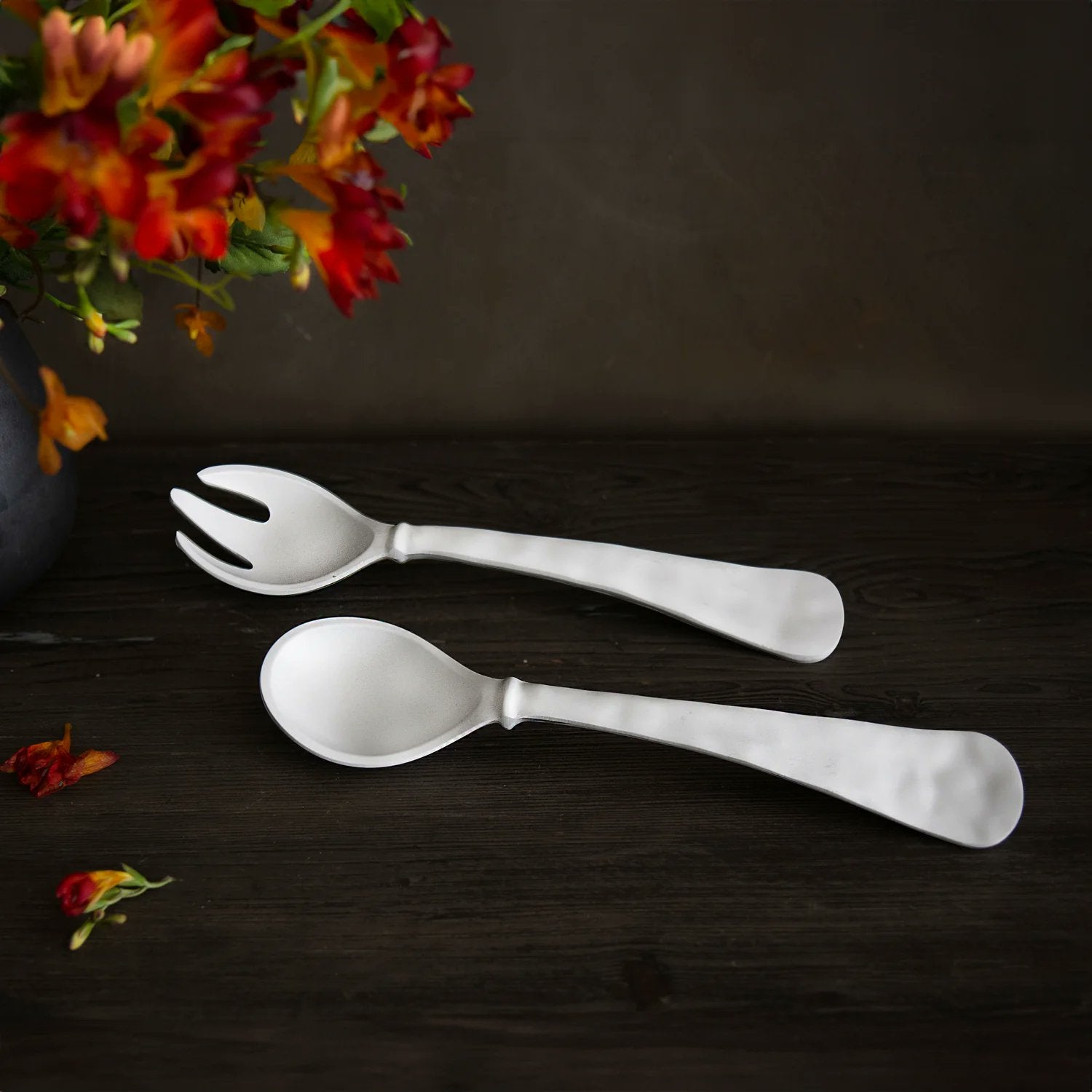 VIDA Nube White Salad Servers Beatriz Ball Serving Set