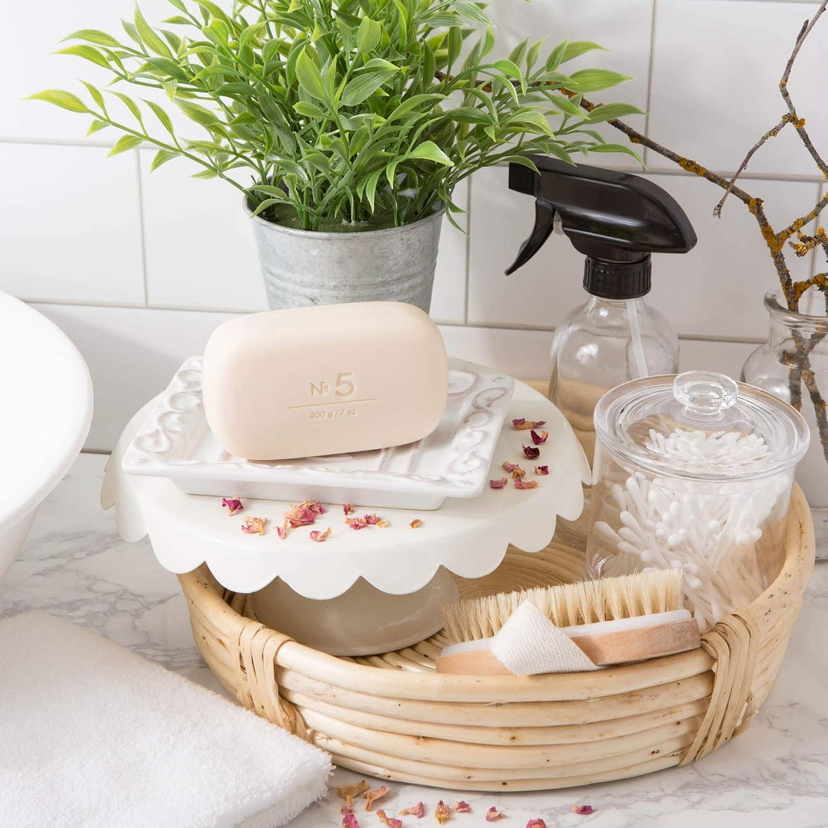 Via Mercato No.5 waterlily sandalwood soap set of 2 styled as holiday housewarming gift
