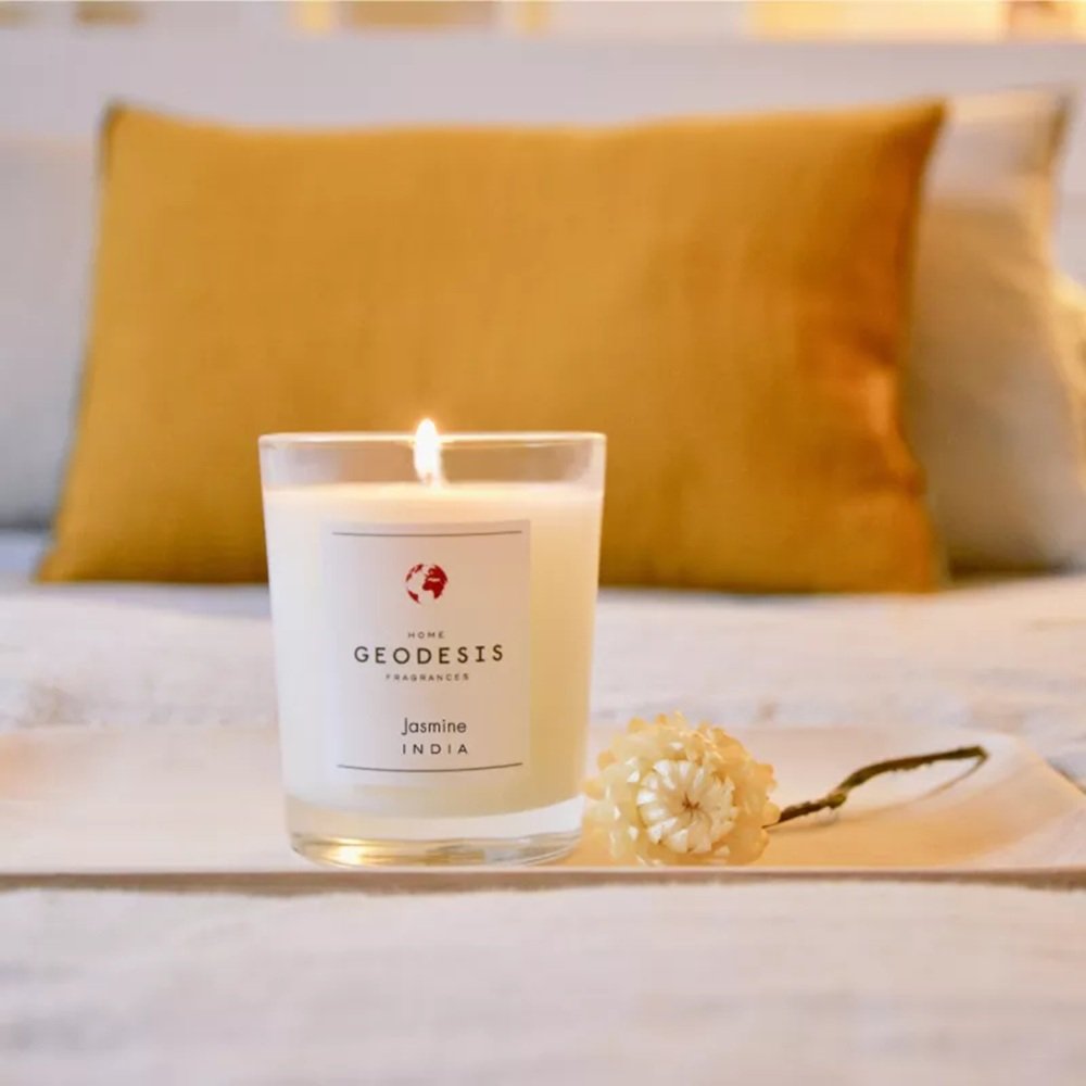 Geodesis Jasmine Scented Candle 180g in clear glass jar – floral jasmine fragrance