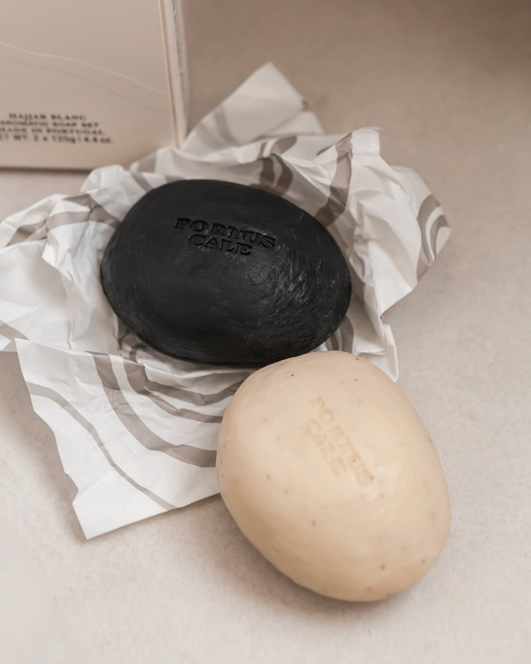Portus Cale Hajjar Blanc Soap Set - 2 x 125g Premium Portuguese Soap, White & Black, Oriental Woody Fragrance
