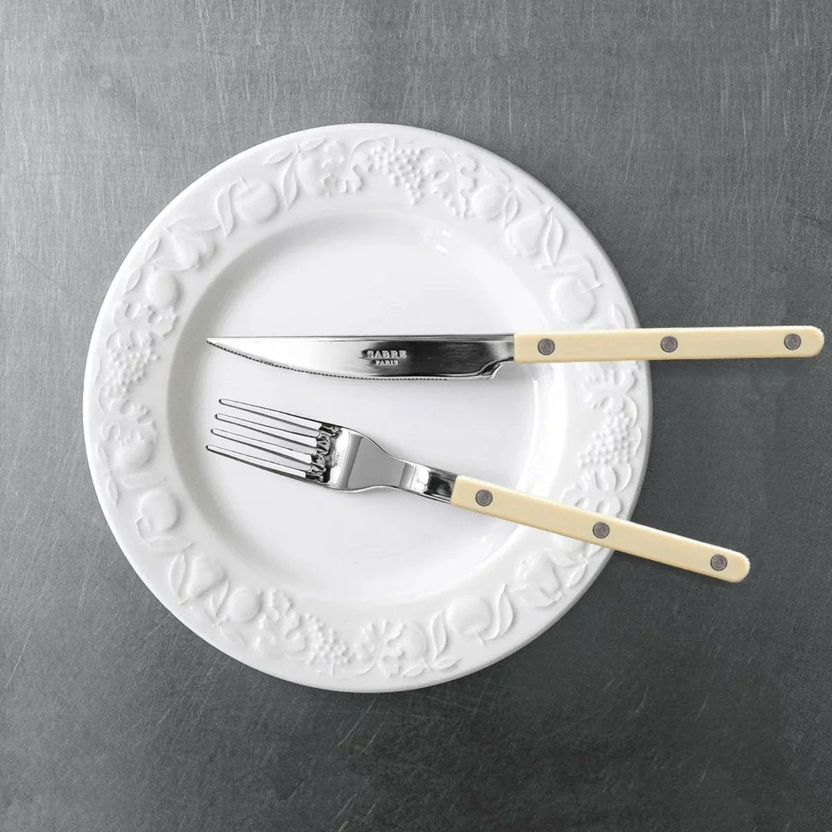 Sabre Paris Bistrot ivory 5-piece place setting, shiny finish
