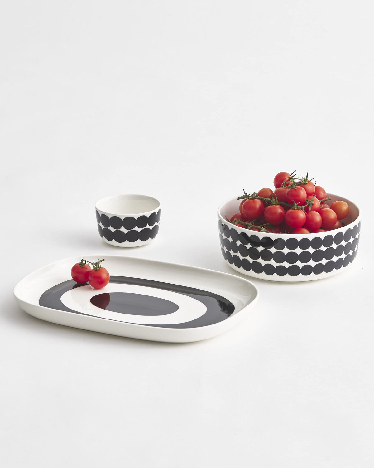 MARIMEKKO - Räsymatto Oiva Stoneware Serving Bowl 7.87"D