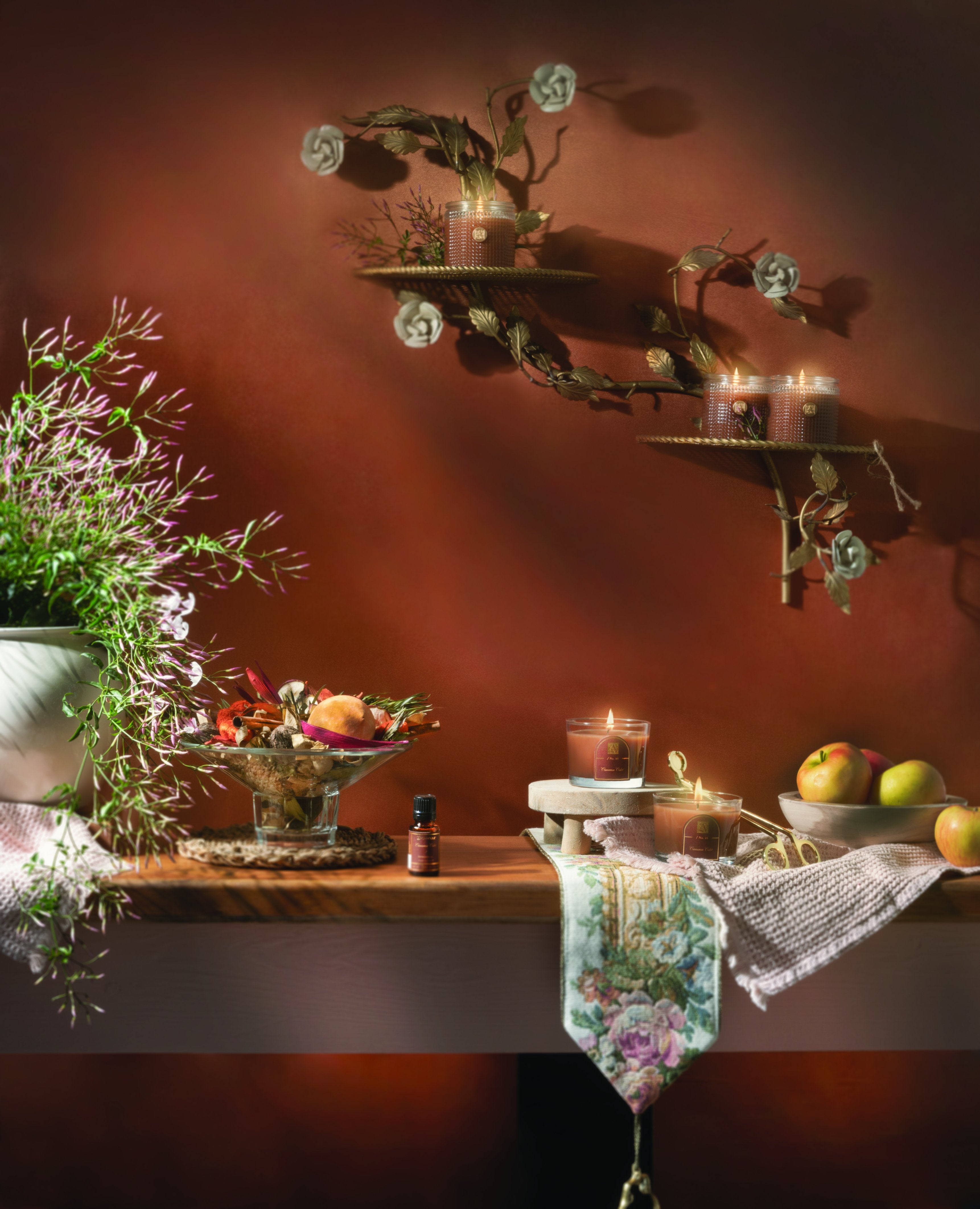 Cinnamon Cider 6 oz Aromatique Textured Candle