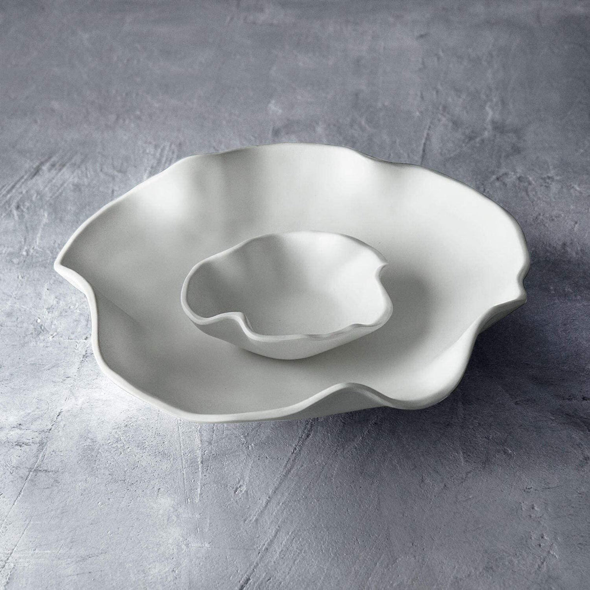 Beatriz Ball Nube Dip Bowl White Melamine Chip and Dip Set