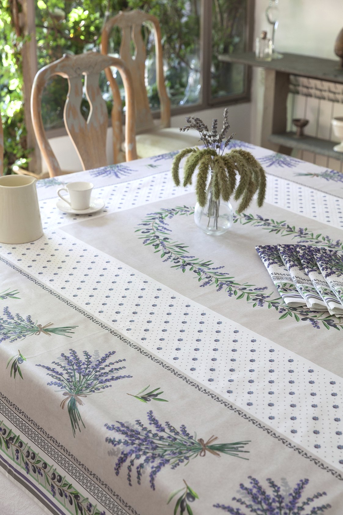 TABLUXE LINENS Rectangular 59"x78" French Provence Tablecloth, Printed Cotton Lauris Ecru