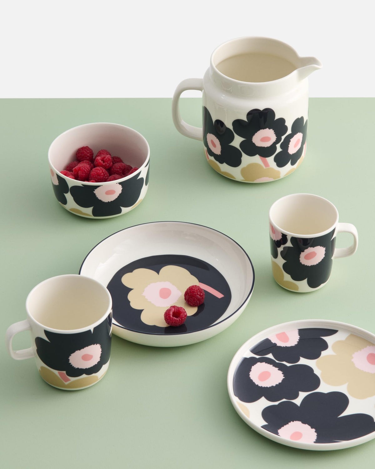 Marimekko Unikko poppy print large coffee mug in charcoal and pink
