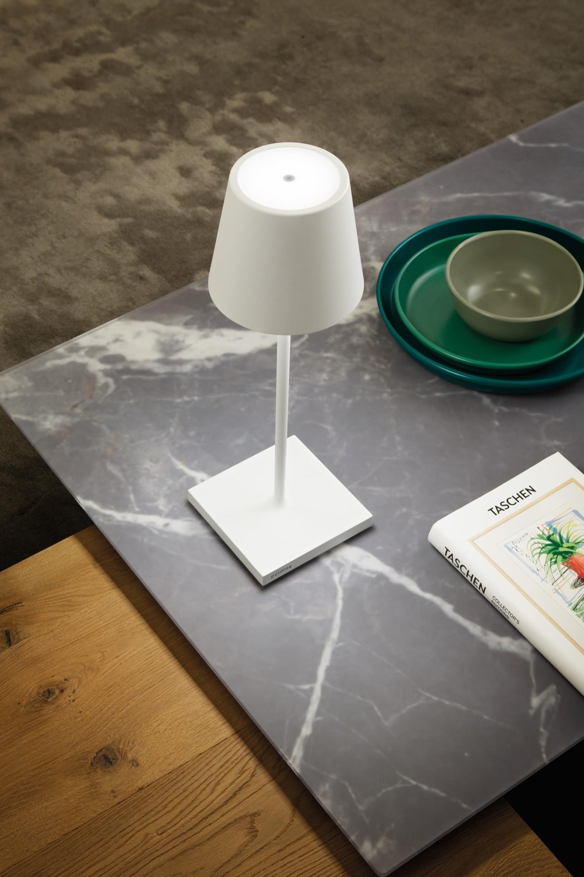 Zafferano Poldina L Pro Desk Lamp in Aluminum, IP54 Protection, Indoor/Outdoor use, Contact Charging Base Included, 19.6”, USA Plug