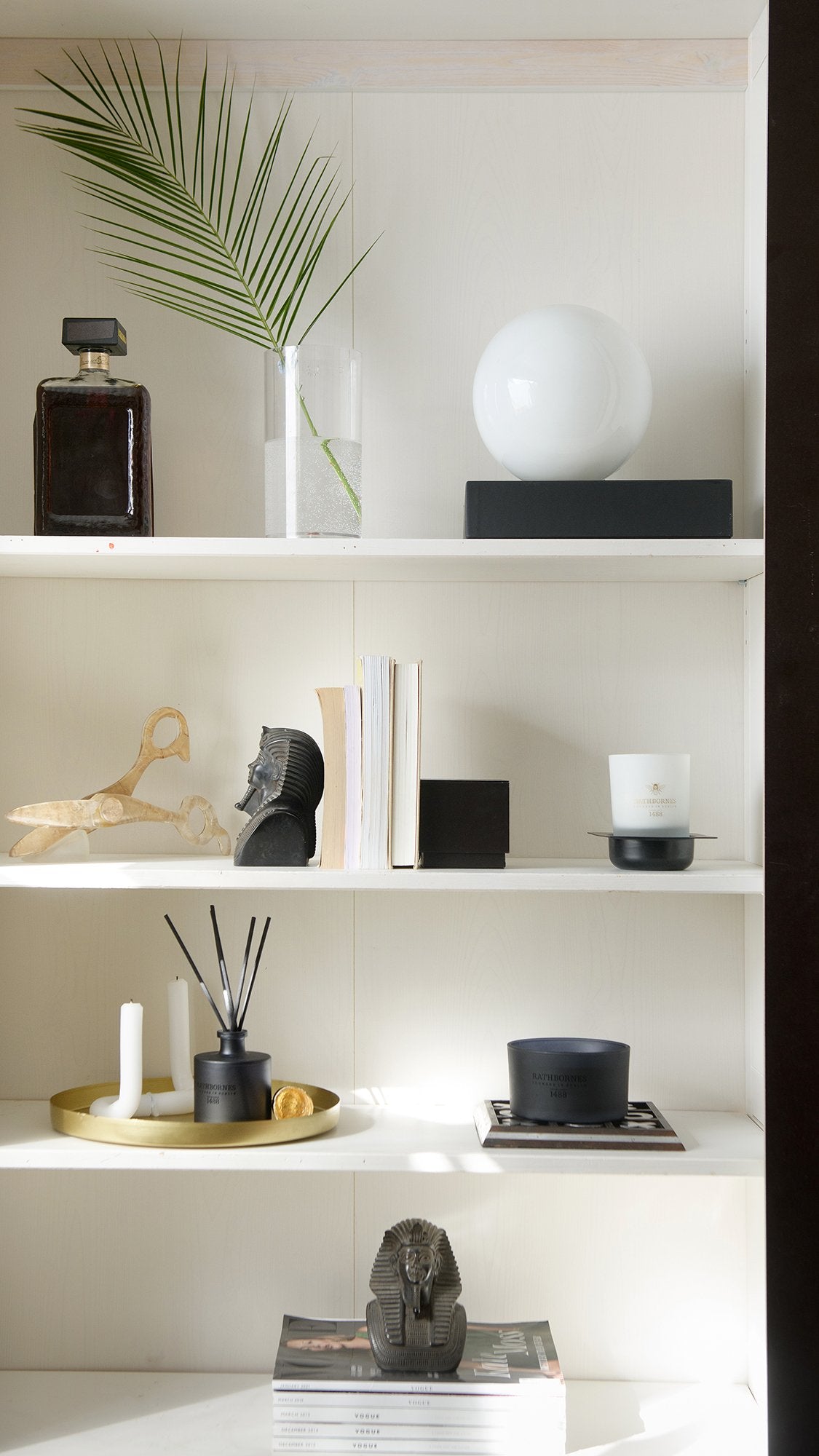 Rathbornes Dublin Retreat Luxury Refill Diffuser Oil Based (200 ml) Fragrances of Musk Black-Ebony & Amber