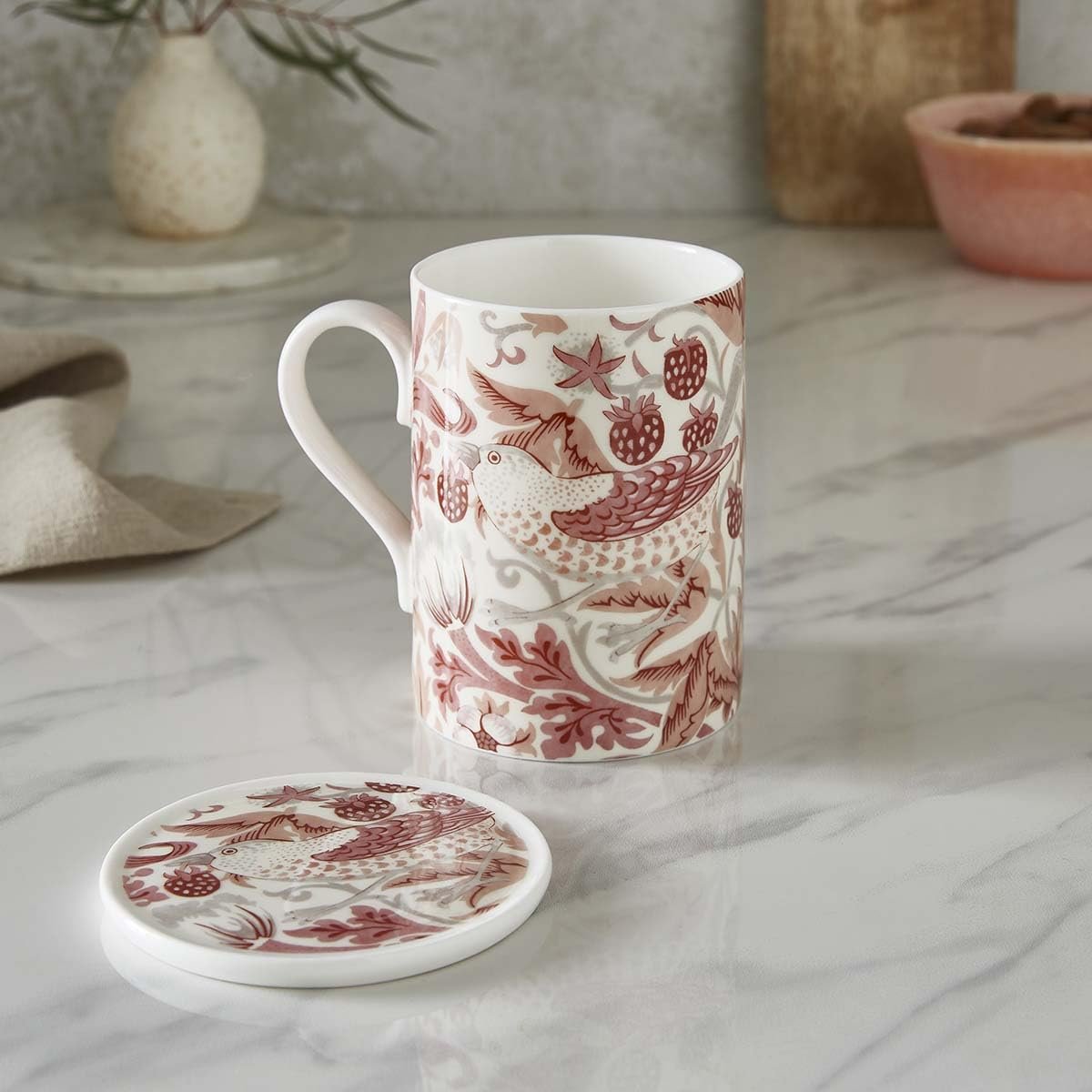Spode Morris & Co 0.34 Litre Mug & Coaster Set - Strawberry Thief, Madder