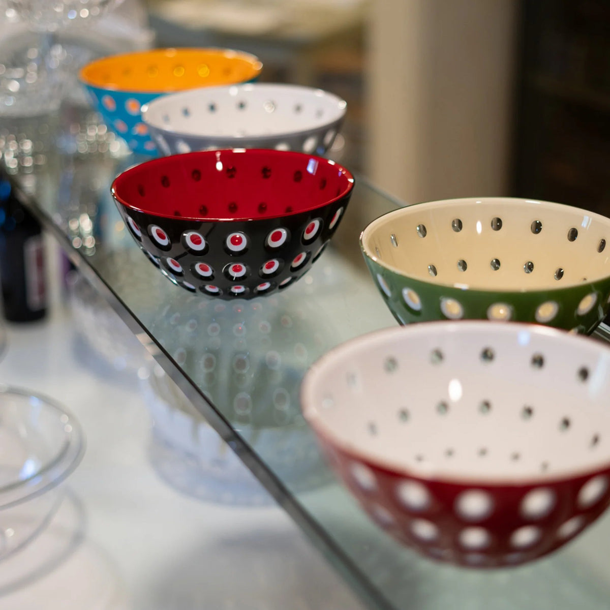 Le Murrine Medium Serving Bowl | Red & Black | 7.9"