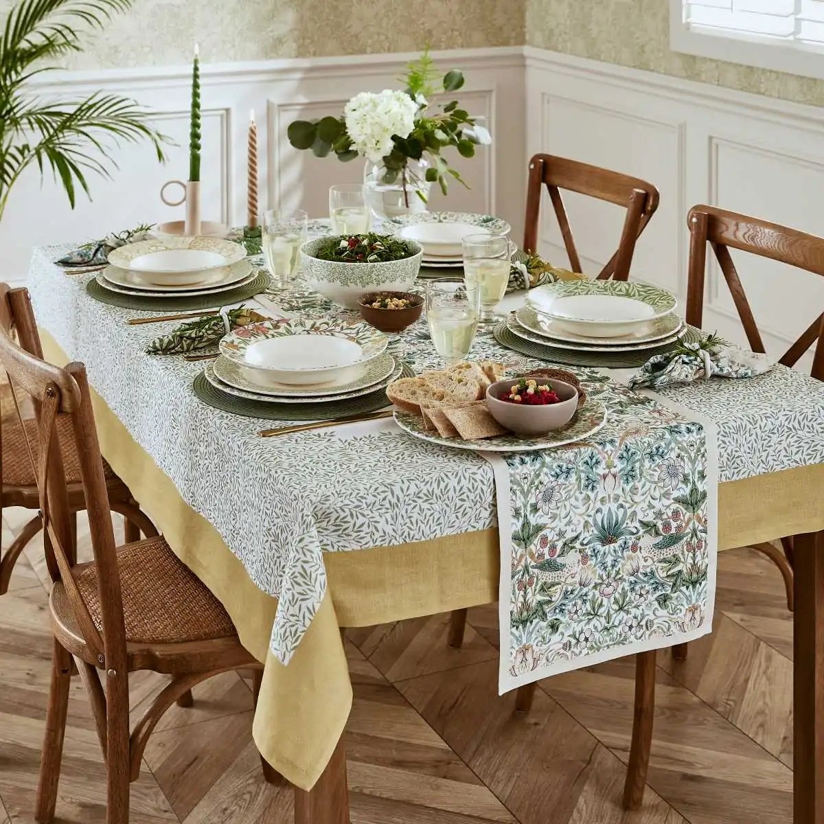 Morris & Co. Spode Tablecloth "Standen" Cotton (70" x 55") Rectangular Printed W/Border