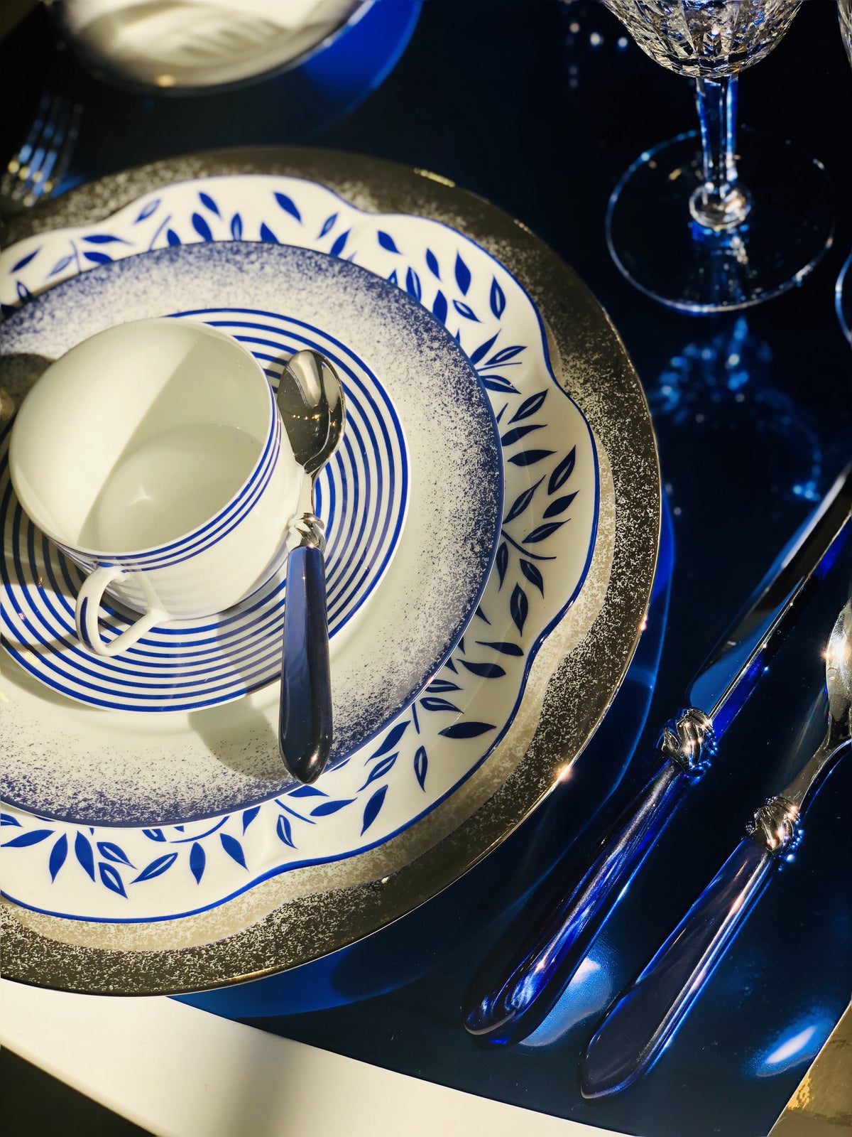 Capdeco Diana Night Blue 5-Piece Flatware Place Setting | 18/10 Stainless Steel