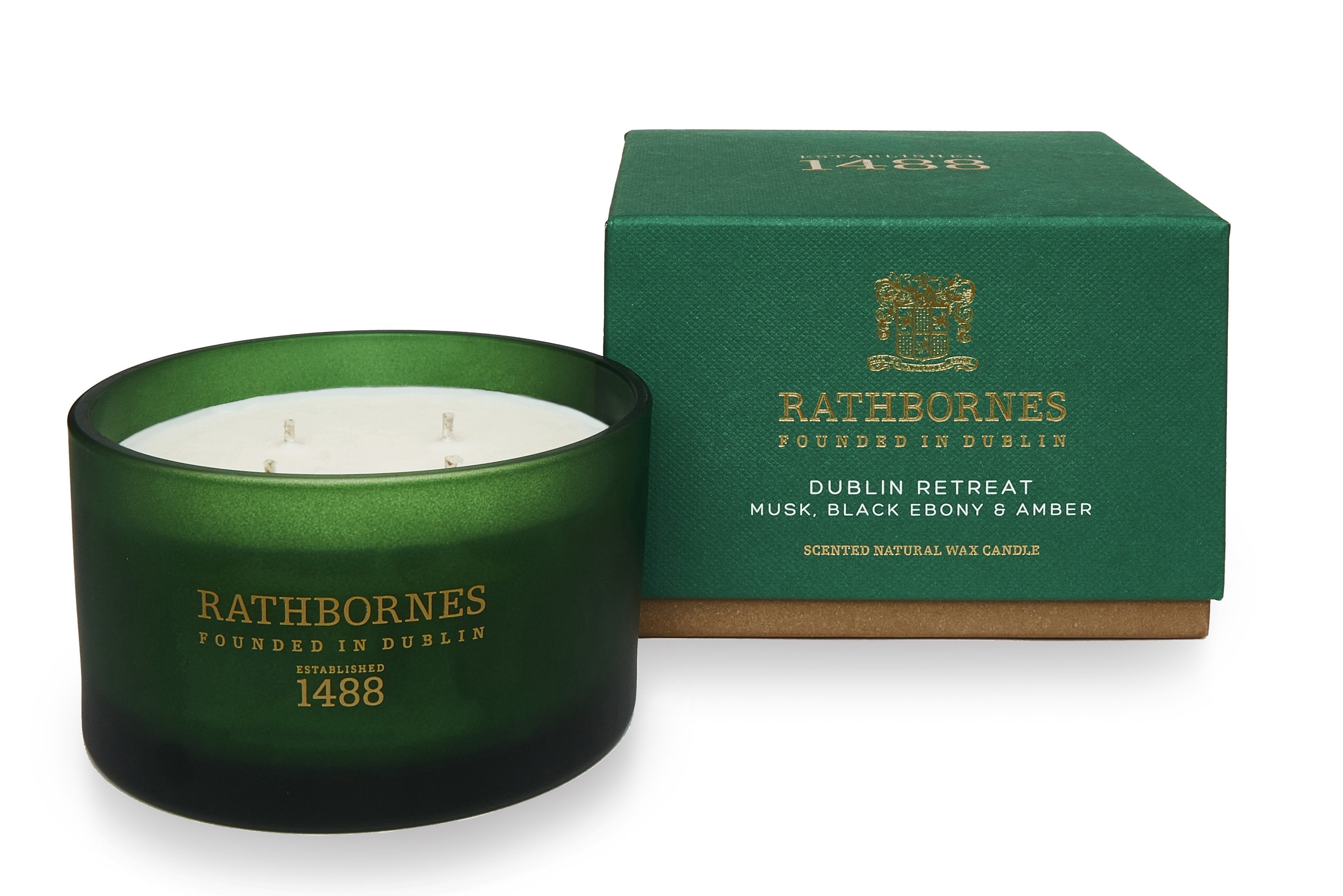 Luxury beeswax candle with black ebony and amber fragrance