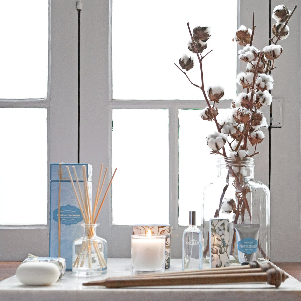 Castelbel Cotton Flower Candle 210g Floral Fragrance