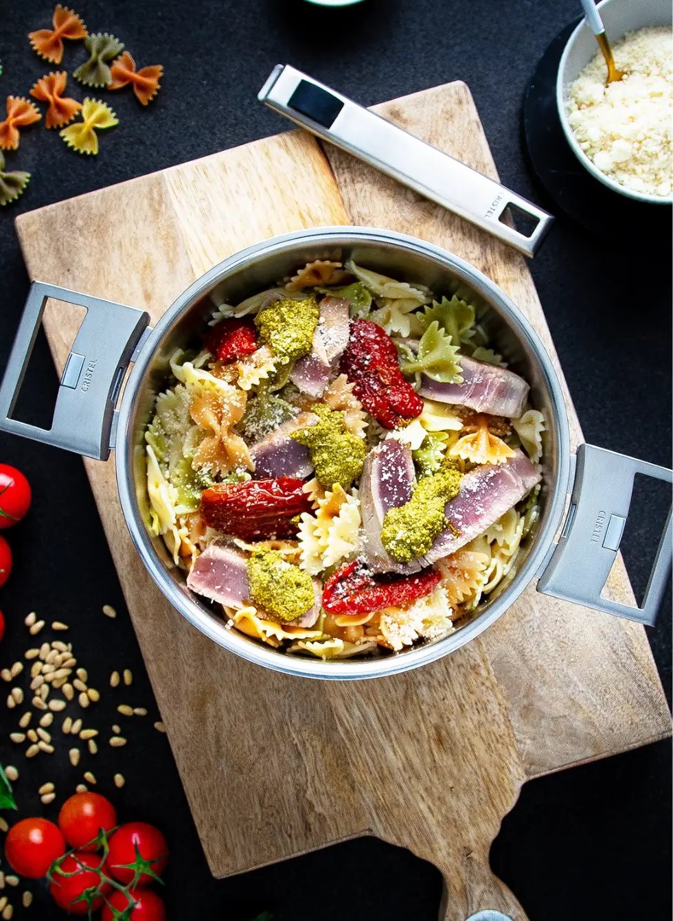 Modern Cristel Strate Stainless Steel Cookware Set with Detachable Handles – Professional Quality Cookware