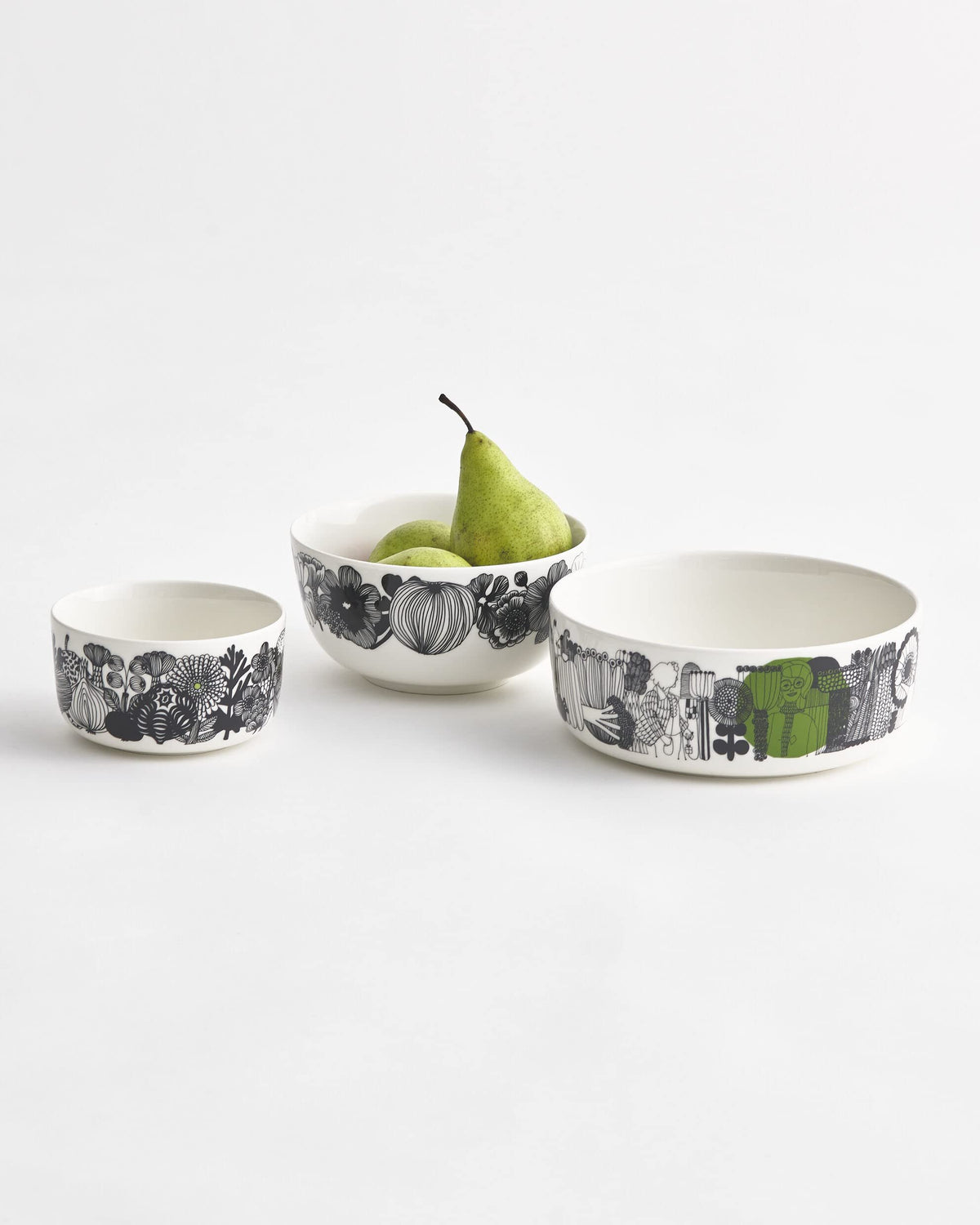 Oiva Siirtolapuutarha Large Serving Bowl  | Black & White Garden Design