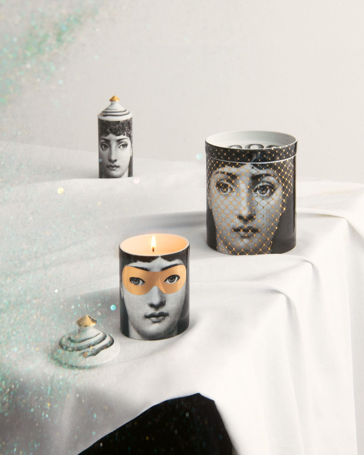 Fornasetti Profumi Fornasetti Scented Burlesque Gold Candle, Gold/Multi, One Size