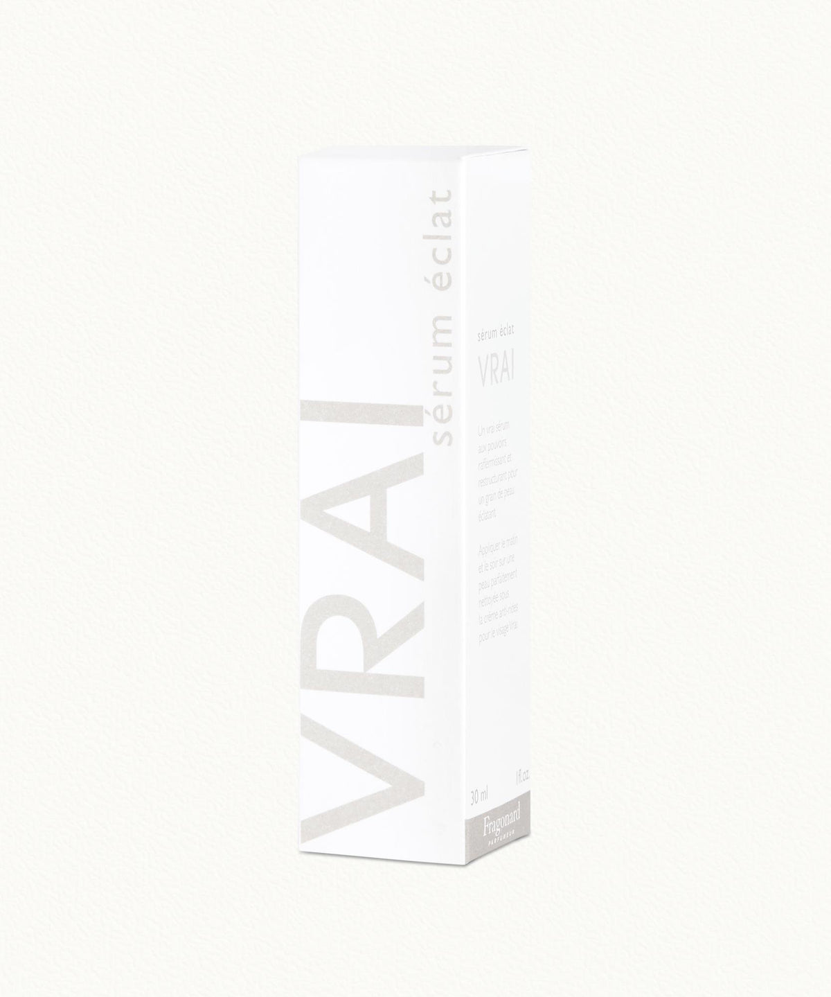 Fragonard Vrai 30ml radiant serum bottle close-up Grasse France