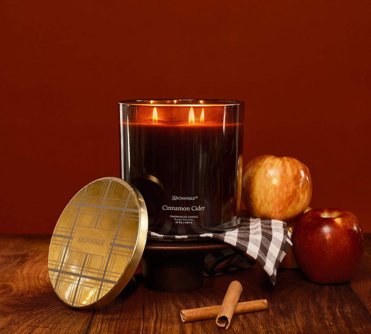 Aromatique Cinnamon Cider Foundry Candle 48oz in a Glass Jar with Gold Metal Lid