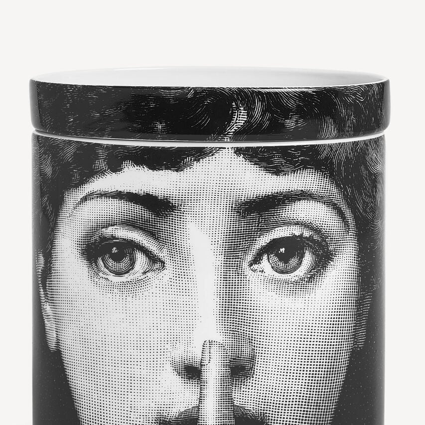 Fornasetti NEL MENTRE Luxury Large Scented Candle Mascherina Décor Frutto Proibito Fragrance (1020gm wax)