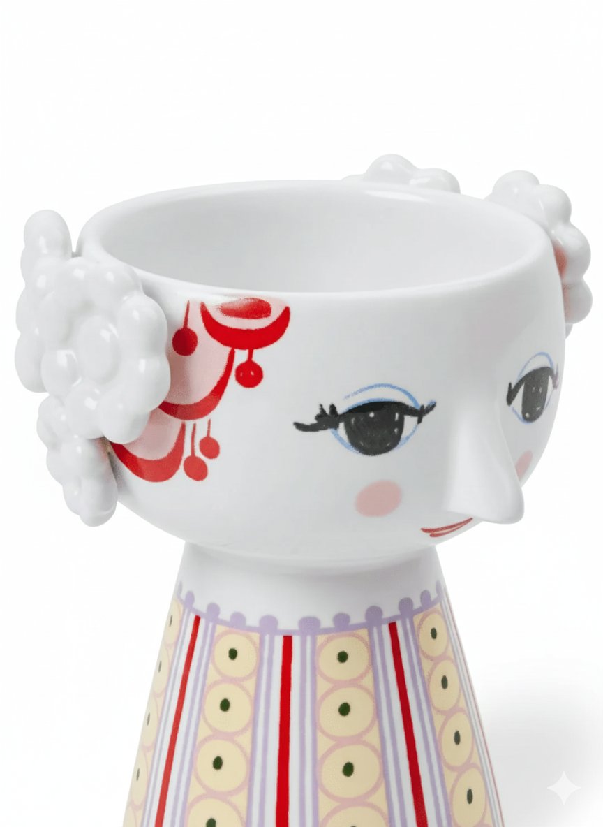 Scandinavian Eva Porcelain Tealight Holder Lavender