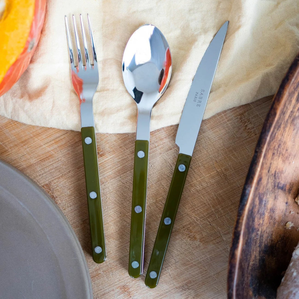 Bistrot Flatware Set 5 Piece Place Setting | Shiny Green Fern