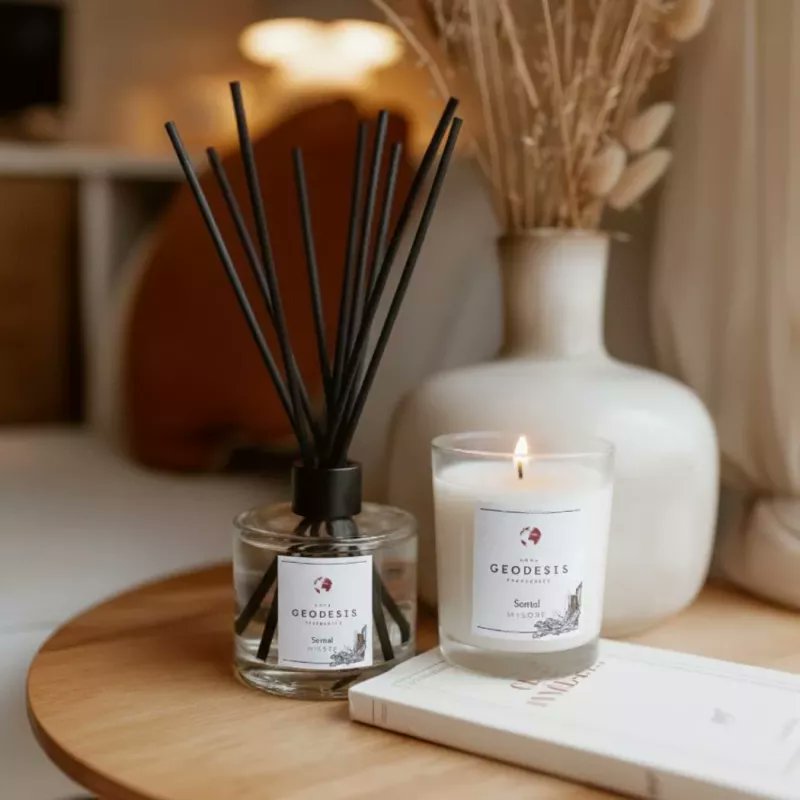 Geodesis Santal Mysore Sandalwood Candle | Luxury Glass Jar | 180g
