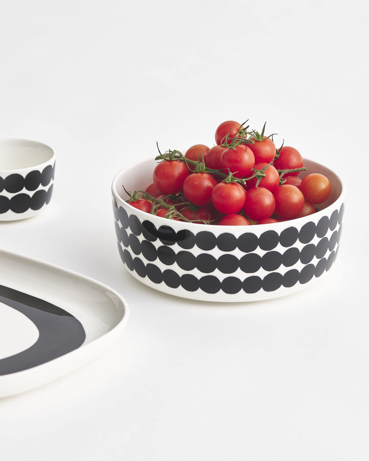 MARIMEKKO - Räsymatto Oiva Stoneware Serving Bowl 7.87"D
