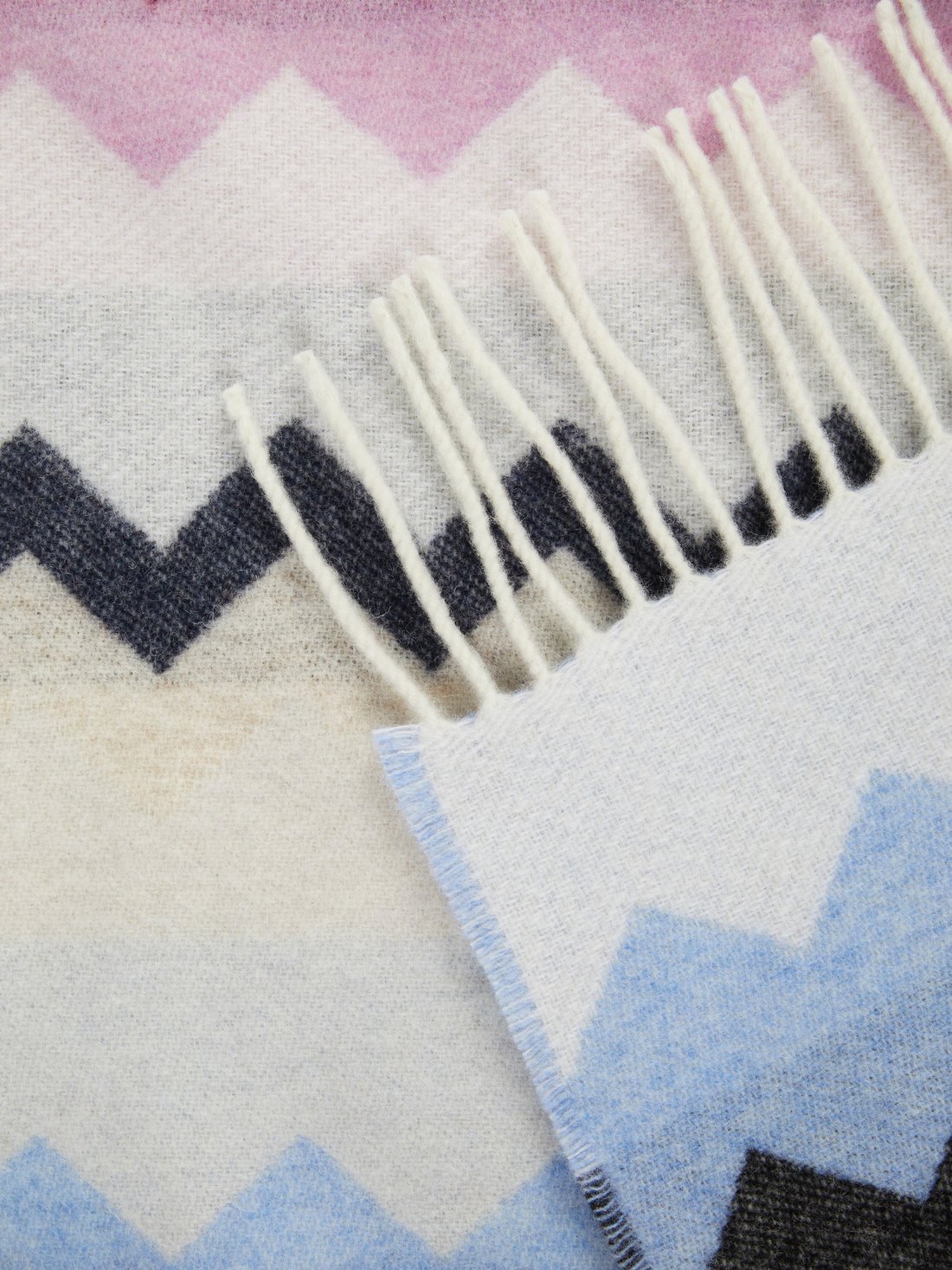 Missoni Home Throw Clifford 160 Zigzag Pattern