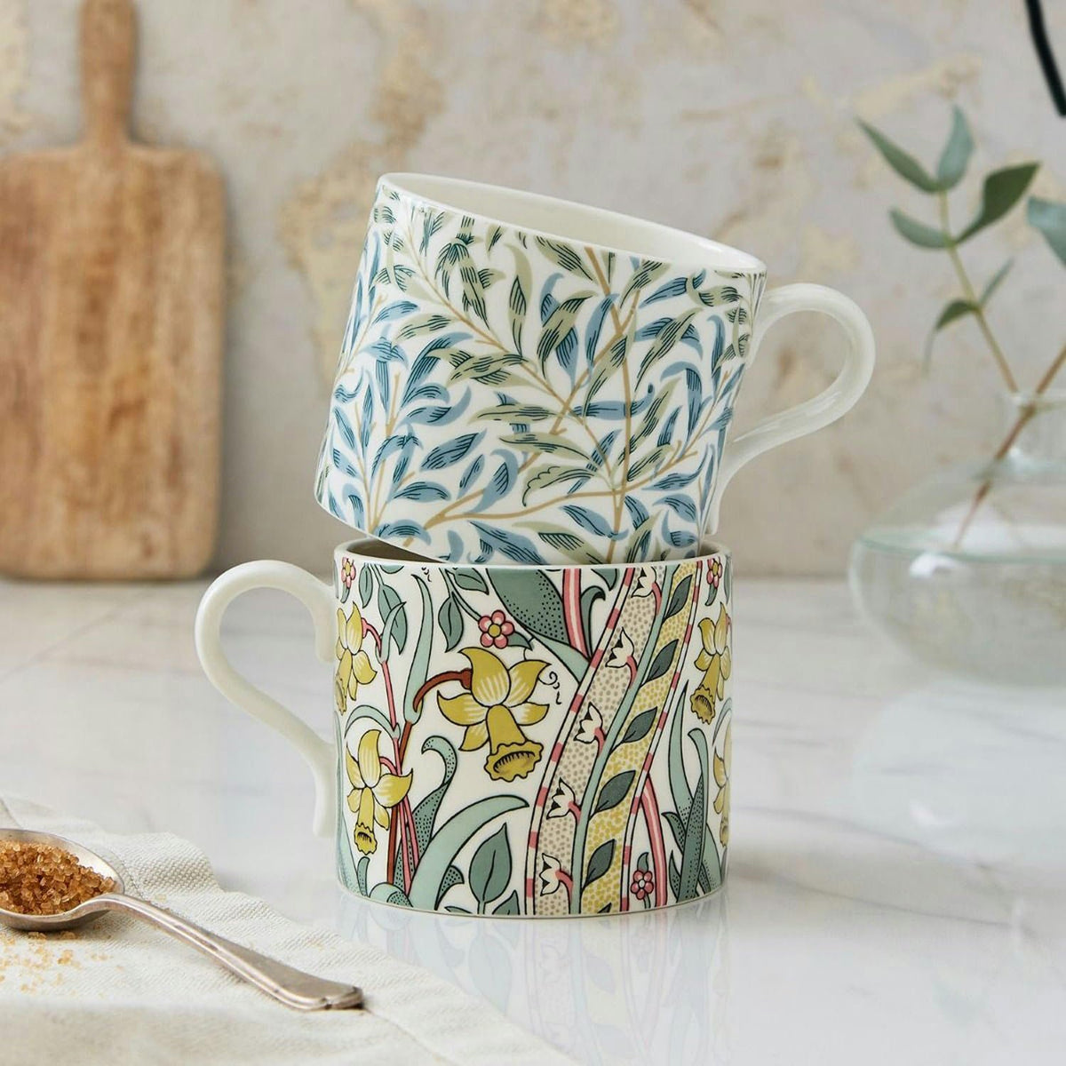 Spode Morris & Co 12oz Mugs, Set of 2 (Daffodil & Willow Bough)  Elegant Porcelain Drinkware for Coffee Home Kitchen Mug Set