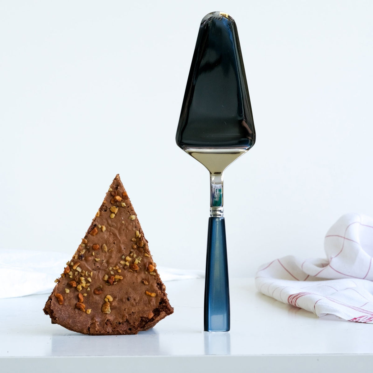 SABRE PARIS - Pie Server 9.8 inches - Icône Collection - Pies & Quiches - Stainless Steel & Acrylic - Dishwasher Safe | Midnight Blue