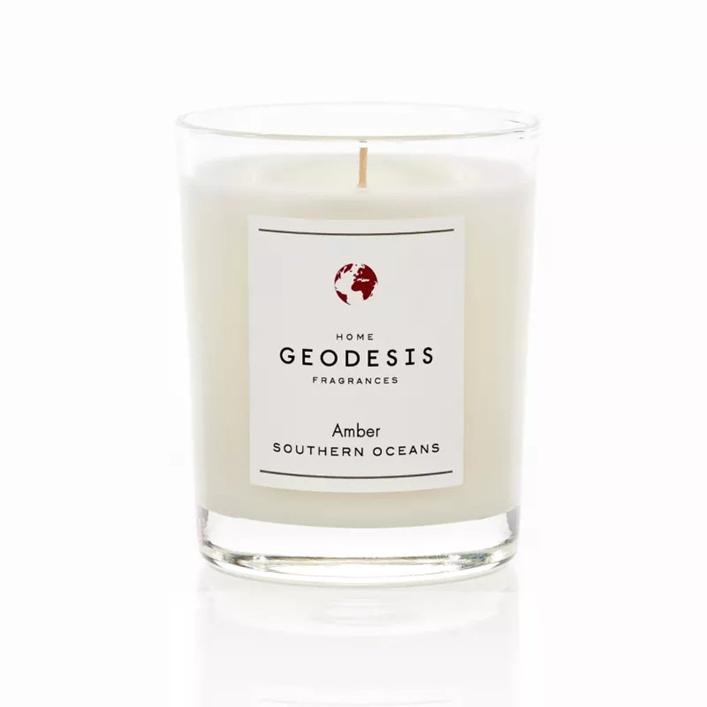 Geodesis scented candle in minimalist glass vessel – hand-poured natural wax