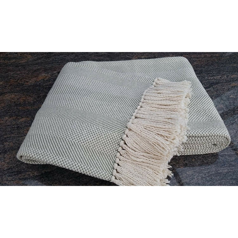 Maine Woolens Throw Green Savannah Cotton Throw With Fringes (50" x 72", Bay Leaf) - Home Decors Gifts online | Fragrance, Drinkware, Kitchenware & more - Fina Tavola