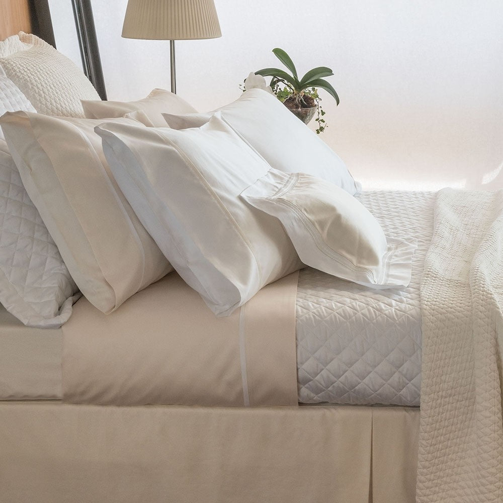 Bovi Estate King Size Sheet Set 100% Cotton Sateen - Ivory/White - Home Decors Gifts online | Fragrance, Drinkware, Kitchenware & more - Fina Tavola