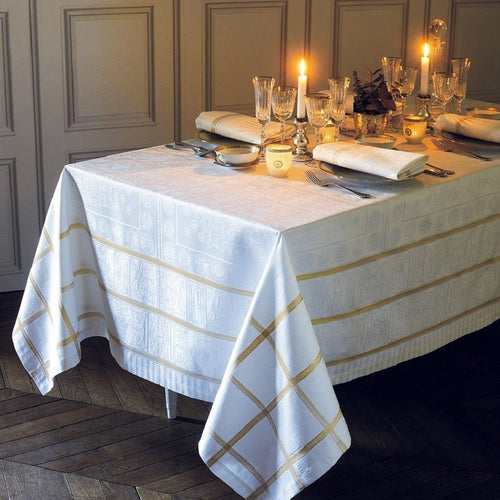 Garnier-Thiebaut Tablecloth Tuileries Or 68" Square - Home Decors Gifts online | Fragrance, Drinkware, Kitchenware & more - Fina Tavola